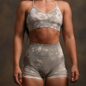 Wolves Forever Seamless Everson Shorts in Cacti Cream Jumbo Marble